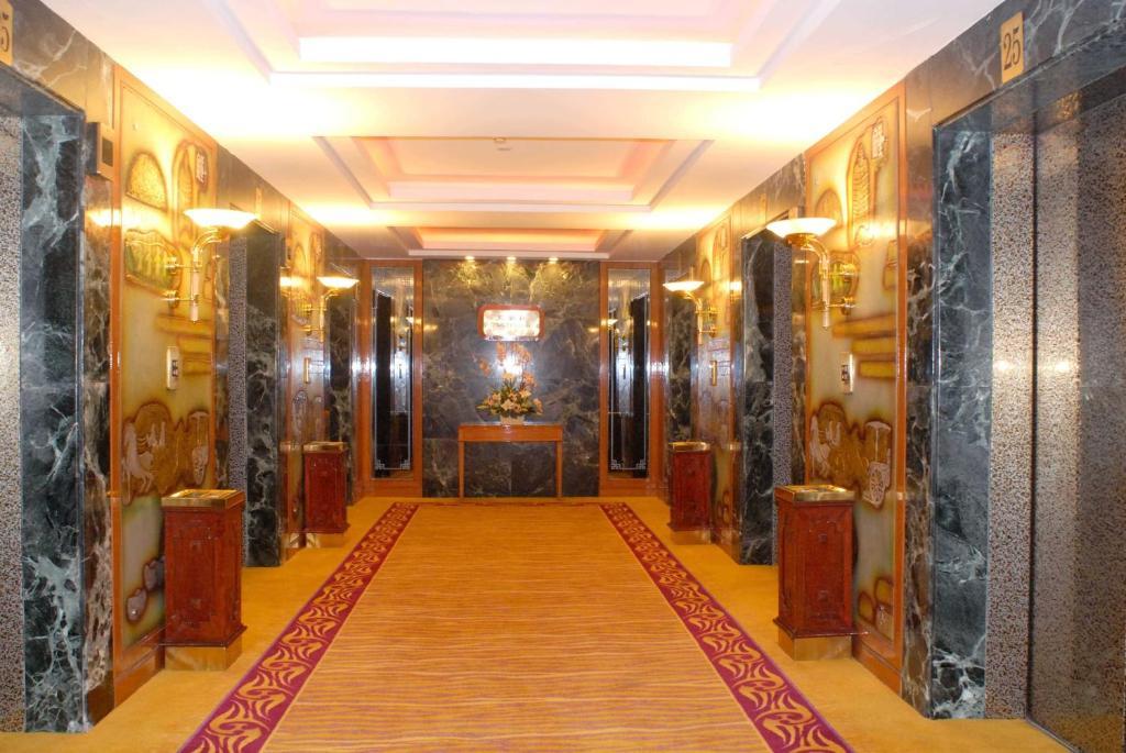 צ'נגדו Yinhe Dynasty Hotel מראה חיצוני תמונה