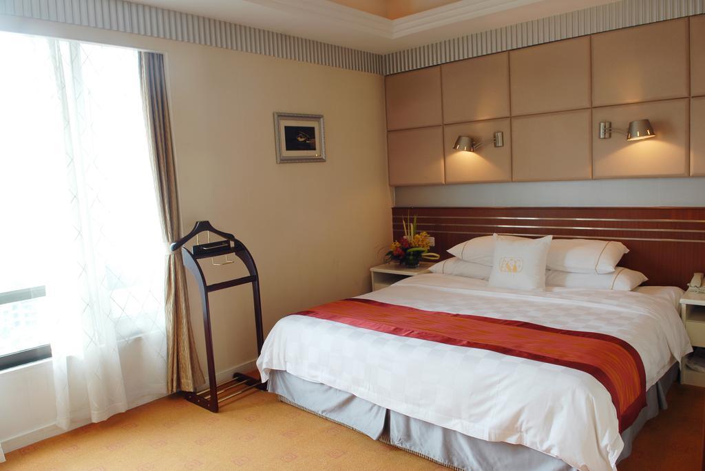 צ'נגדו Yinhe Dynasty Hotel מראה חיצוני תמונה