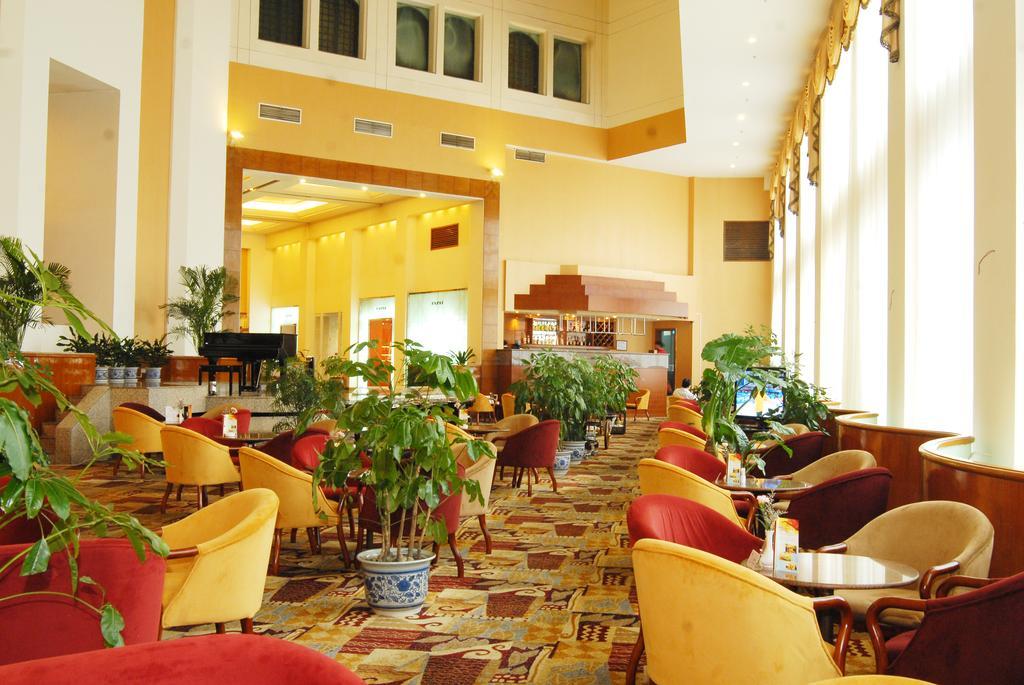 צ'נגדו Yinhe Dynasty Hotel מראה חיצוני תמונה